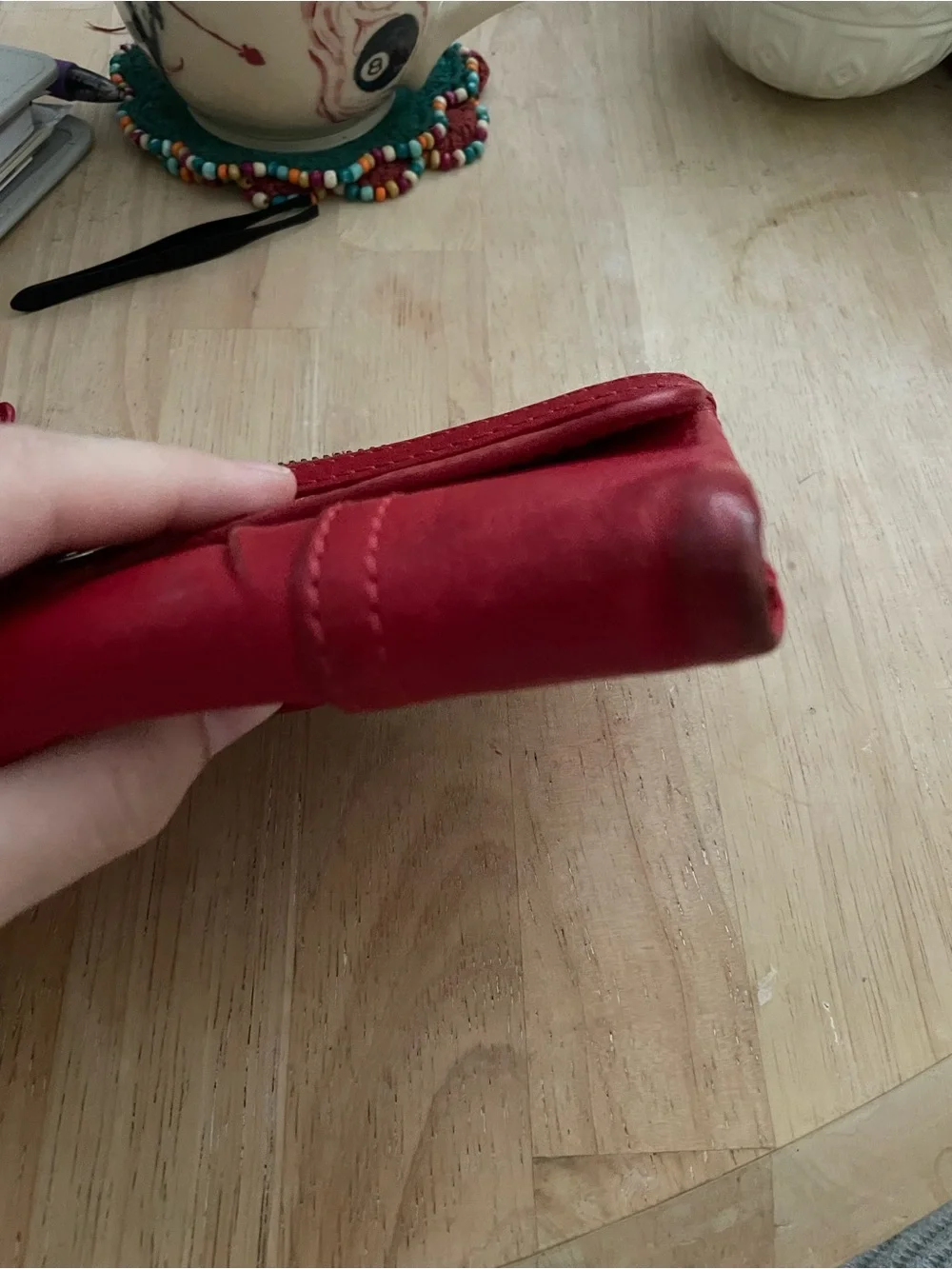 Fossil emory clutch